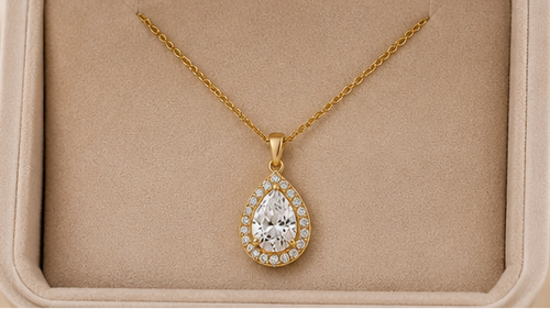 Aurora 18K Gold Pear-Cut Diamond Pendant Necklace